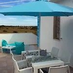 Lägenhet Casa Bianca & Blu A Due Passi Dal Mare *