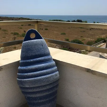 Casa Bianca & Blu A Due Passi Dal Mare *