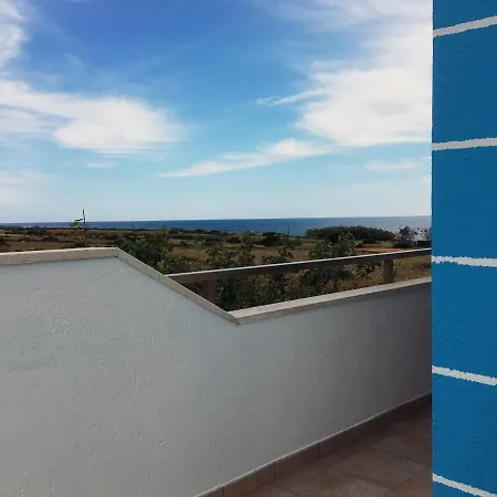 Casa Bianca & Blu A Due Passi Dal Mare Apartmán