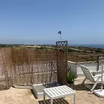 Casa Bianca & Blu A Due Passi Dal Mare Apartment *