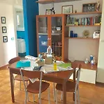 Casa Bianca & Blu A Due Passi Dal Mare Daire *