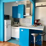 Apartment Casa Bianca & Blu A Due Passi Dal Mare Lido Marini