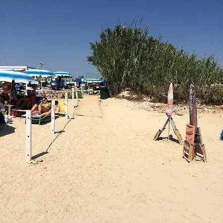 Casa Bianca & Blu A Due Passi Dal Mare Apartament