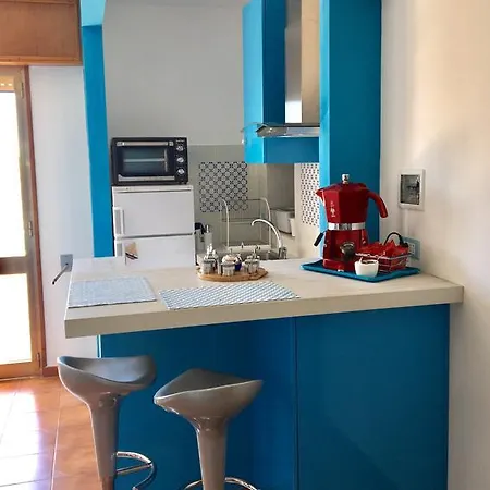 Appartamento Casa Bianca&blu A Due Passi Dal Mare
