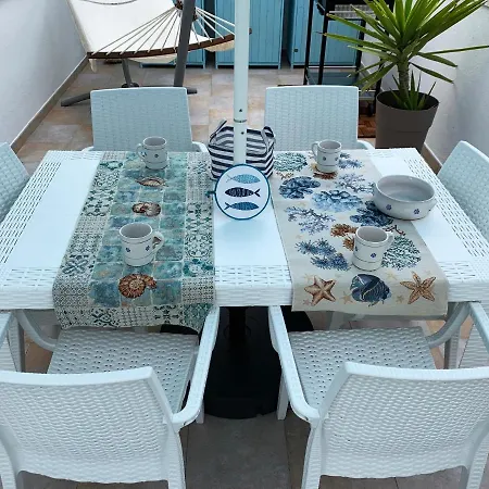 Casa Bianca&blu A Due Passi Dal Mare *