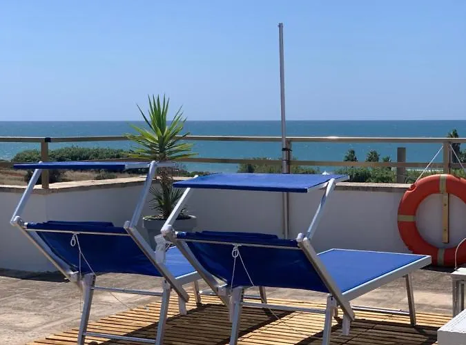 Apartment Casa Bianca & Blu A Due Passi Dal Mare