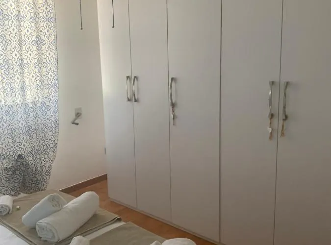 Apartment Casa Bianca & Blu A Due Passi Dal Mare *