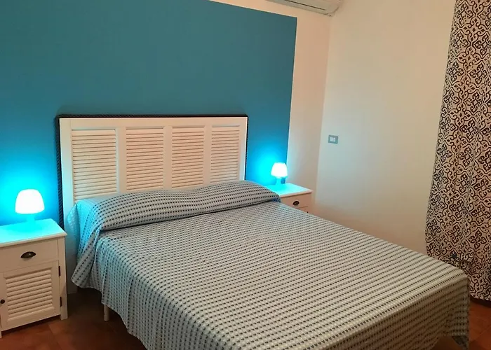 Apartment Casa Bianca & Blu A Due Passi Dal Mare *