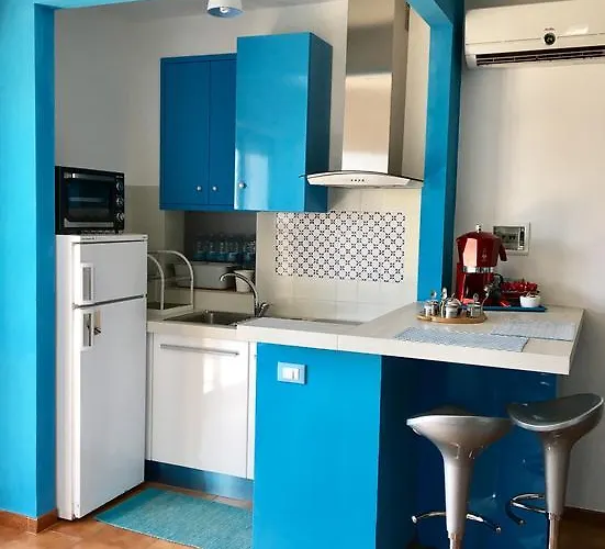 Apartment Casa Bianca & Blu A Due Passi Dal Mare Lido Marini